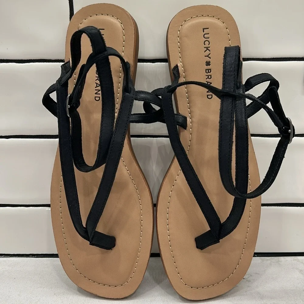 Lucky Brand Black Leather Bahlia Thong Strappy Buckle Sandal Size 10 NWOT